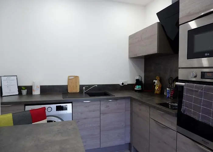 Apartment N7 Maison T2 Climatise Avec Jacuzzi Prive