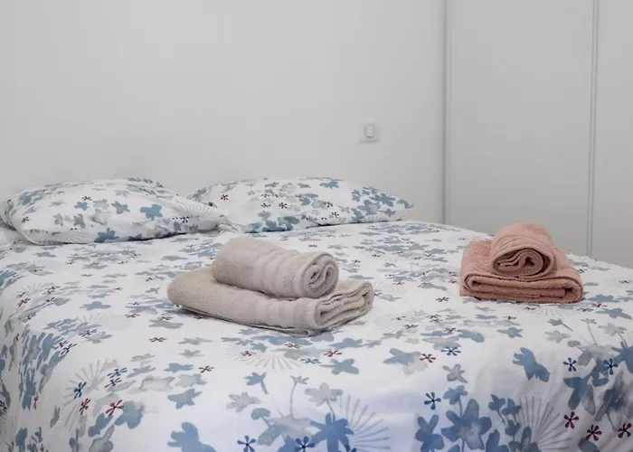 N7 Maison T2 Climatise Avec Jacuzzi Prive Apartment *